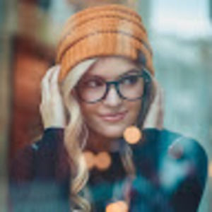 Meet your Posher, Isabel